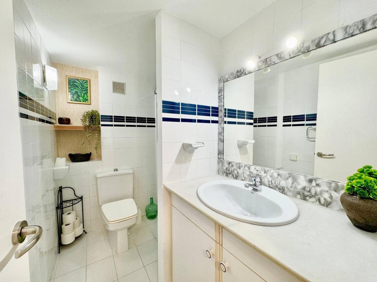 Apartsalou Blau Mari Bagian luar foto